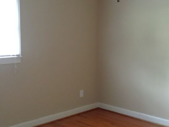 5th image of 862 Crouch Dr