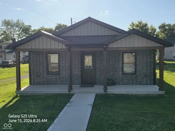 528 N Meridian St, Winchester, IN 47394