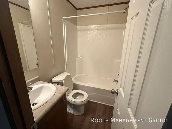 5th image of 2088 E Empire Ave #148