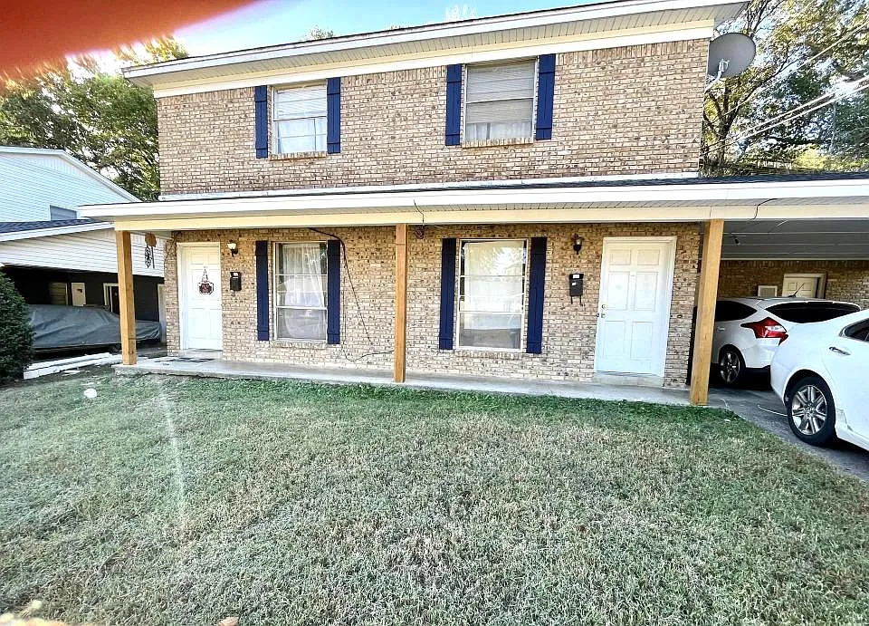 13 Rosemunn Dr #B