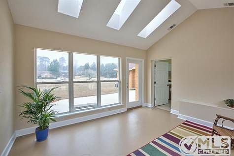 5th image of 7101 Upland Glade St