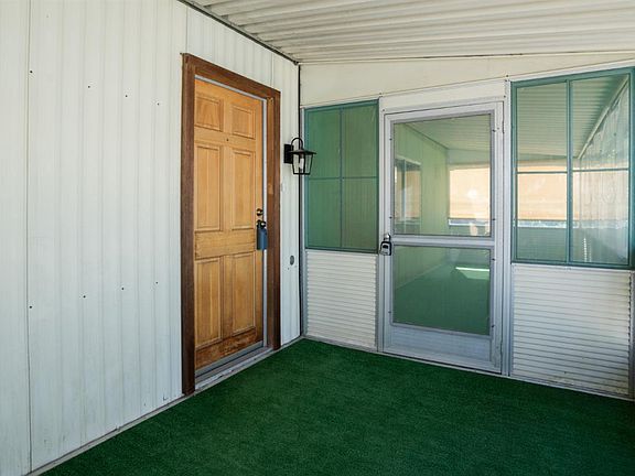 5th image of 808 Las Palmas Avenue