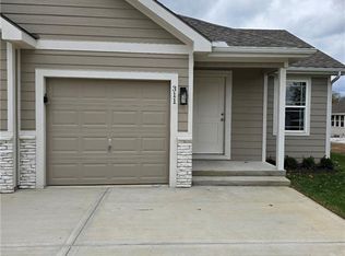 311 N Jackson St, Spring Hill, KS 66083