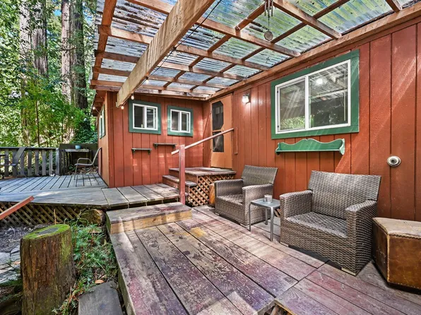 15320 Canyon 3 Road, Rio Nido, CA 95471