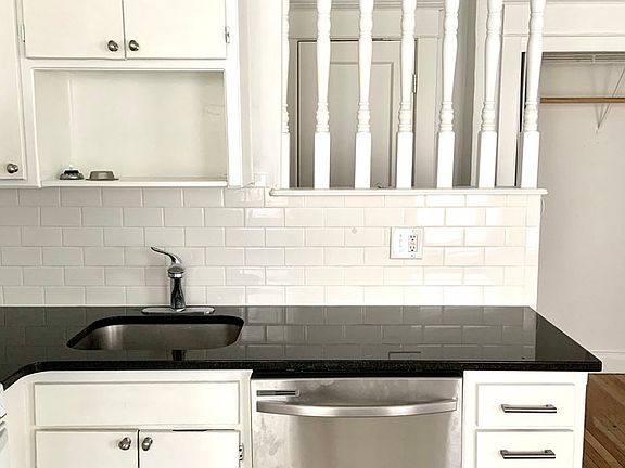 4th image of 3433 Central St Unit 103
