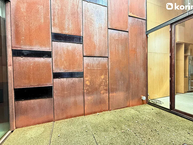 75 Warren St #R — Photo 33