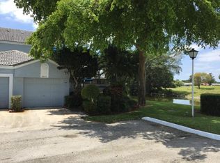 8413 Waterford Cir, Tamarac, FL 33321