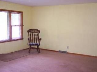 1901 Pleasant Mdws, Portage, IN 46368