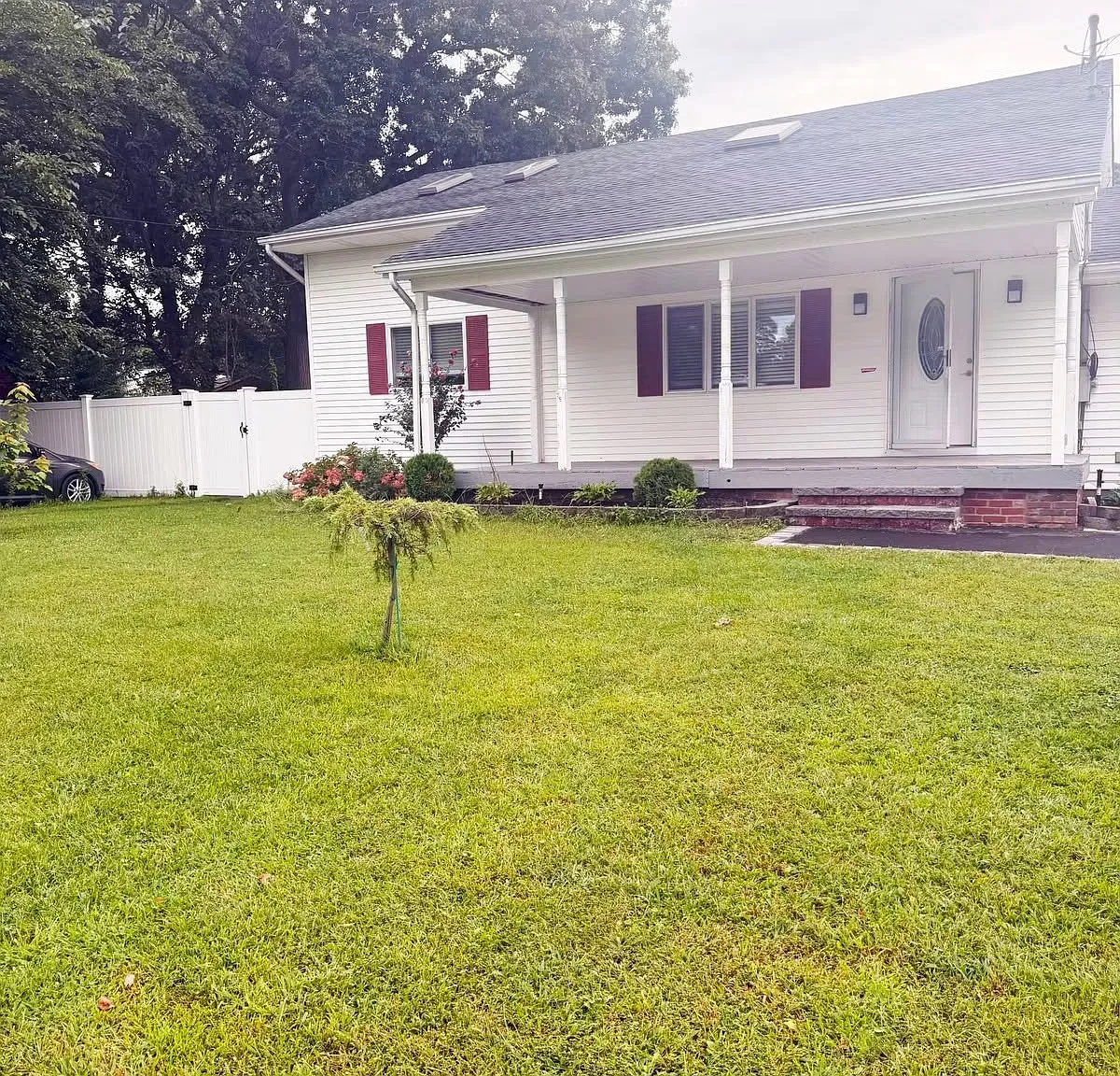 3 bed, $3,300 — Photo 1
