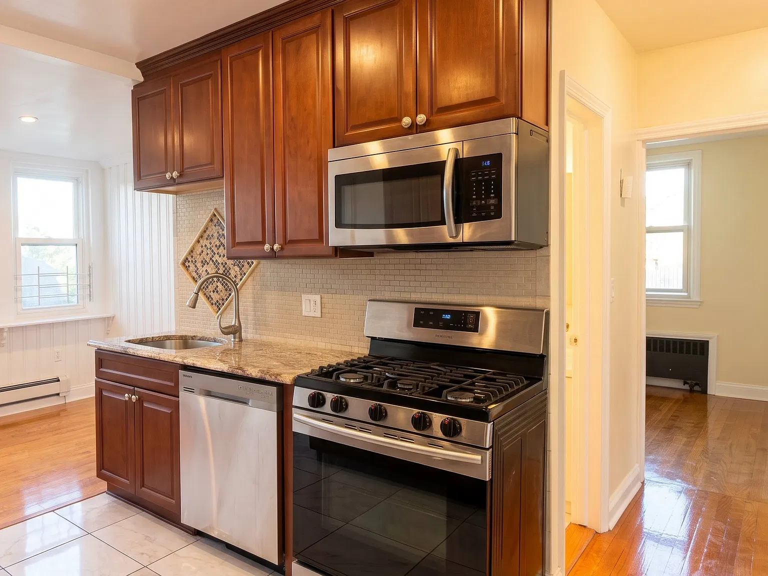3 bed, 1788 sqft, $2,600 — Photo 2