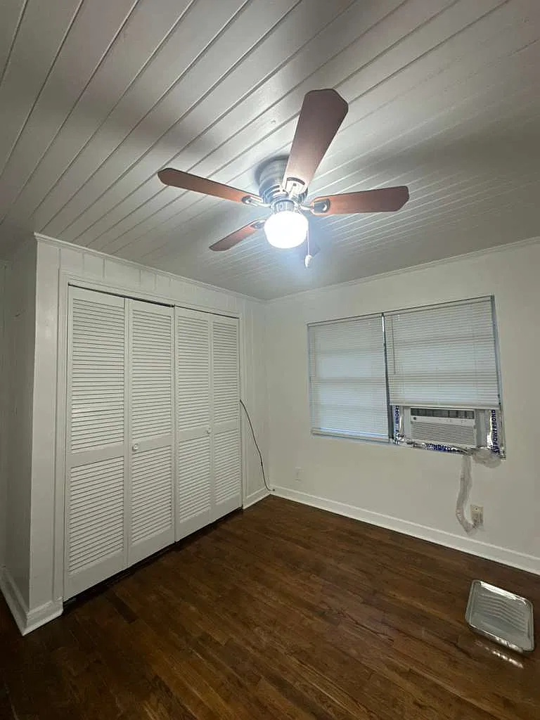 704 W Hannah St — Photo 3