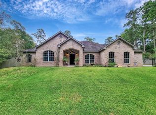 3719 Summer Ln, Huntsville, TX 77340