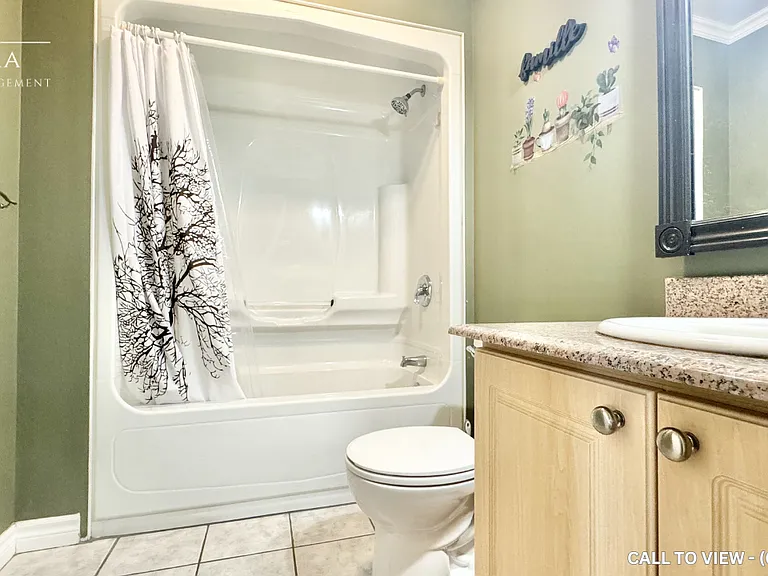 135 James St S #608 — Photo 10