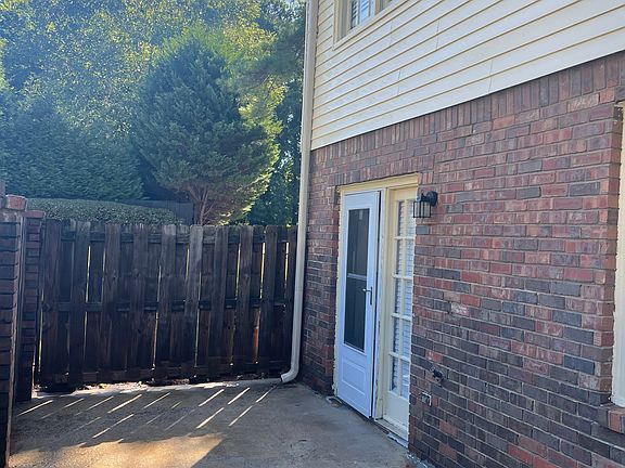 3rd image of 2498 Lehaven Dr