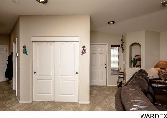 3rd image of 2426 Sabino Dr