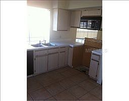 3rd image of 2502 Davenport Cir