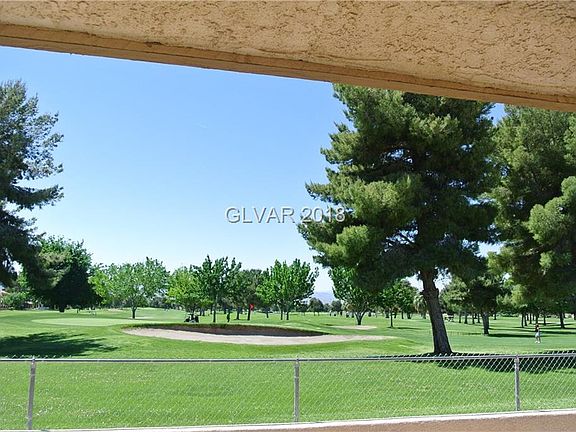 5th image of 981 El Camino Way