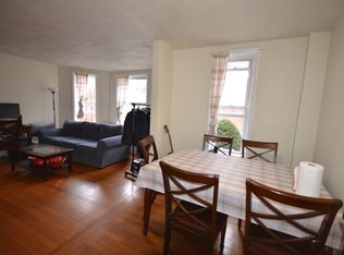 310 Tappan St APT 3, Brookline, MA 02445