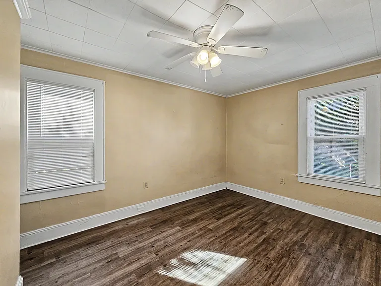 1614 Linden St #1 — Photo 6