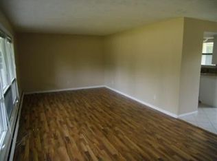 5620 Country View Dr, Allendale, MI 49401