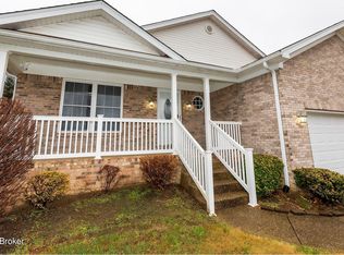 7223 Oakburn Dr, Louisville, KY 40258