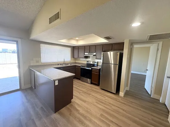 8420 W Las Palmaritas Dr, Peoria, AZ 85345