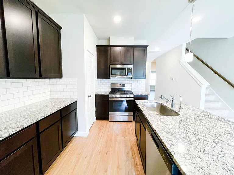 8623 Oceanmist Cove Dr — Photo 15