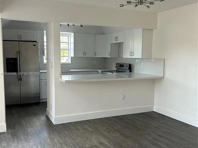 11880 SW 19th Ter #113 — Photo 4