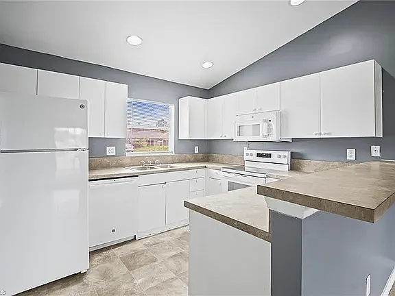 4440 28th St SW #2 — Photo 10