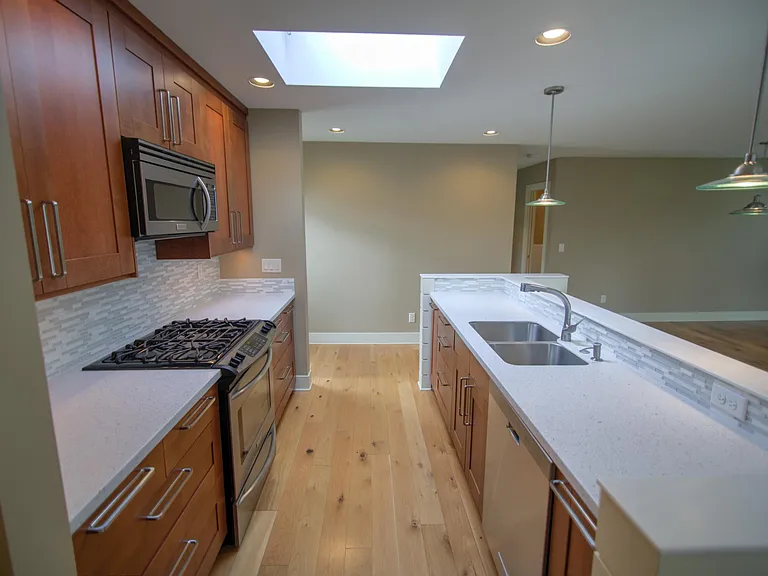 12980 NW Westlawn Ter — Photo 18