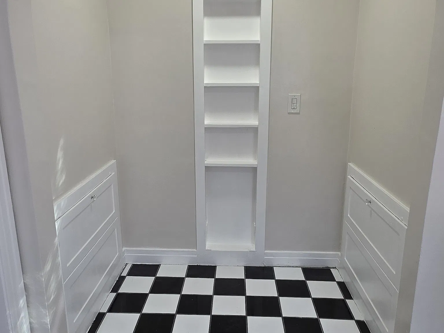1 bed, 809 sqft, $1,895 — Photo 2