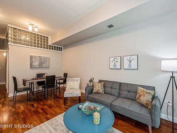 3rd image of 660 W Wayman St Unit 102B