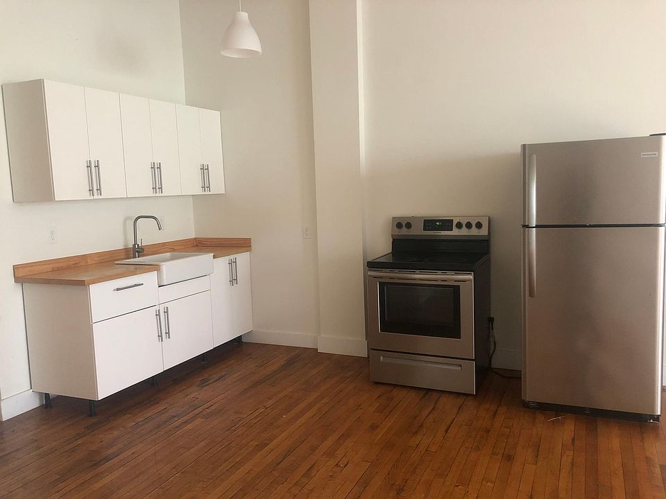 1st image of 1417 Kemper St APT 333