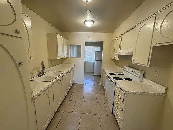 5303 W Thomas Rd — Photo 6