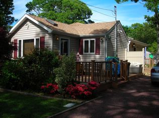 99 Seawanhaka Ave, Lake Grove, NY 11755