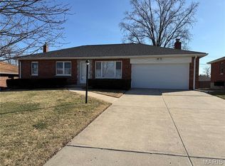 10712 Charrette Dr, Saint Louis, MO
