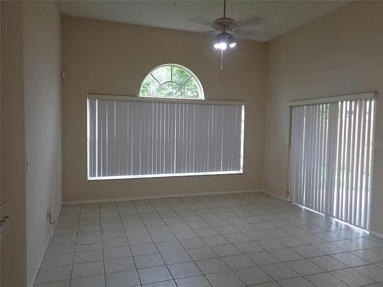 2125 River Park Blvd — Photo 9