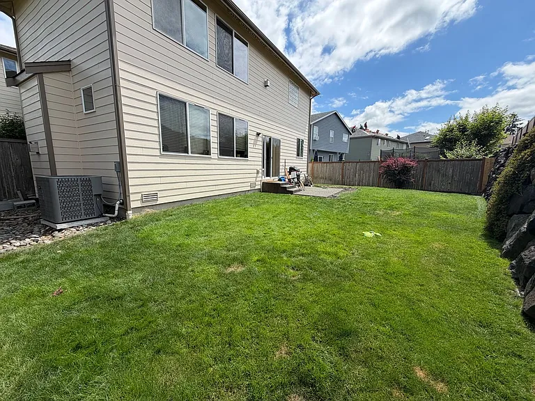 1874 Miller Dr — Photo 26