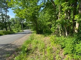 81 Mechanic St, Warren, MA 01083