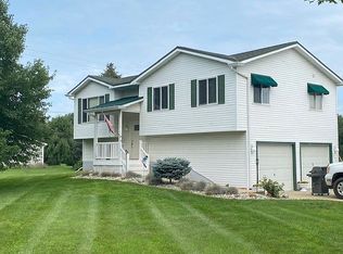 9450 Hollister Rd, Laingsburg, MI 48848