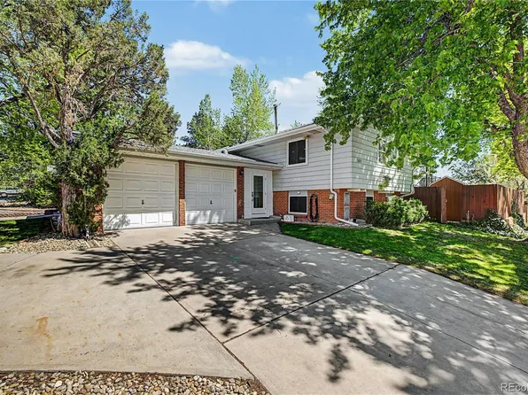 2450 S Jamaica Street, Aurora, CO 80014