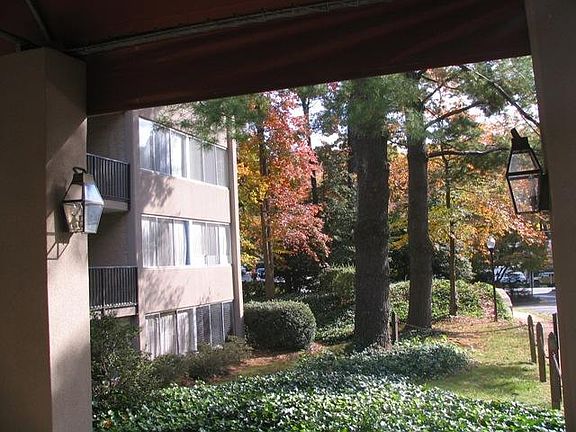 3rd image of 4415 Briarwood Ct N APT 12
