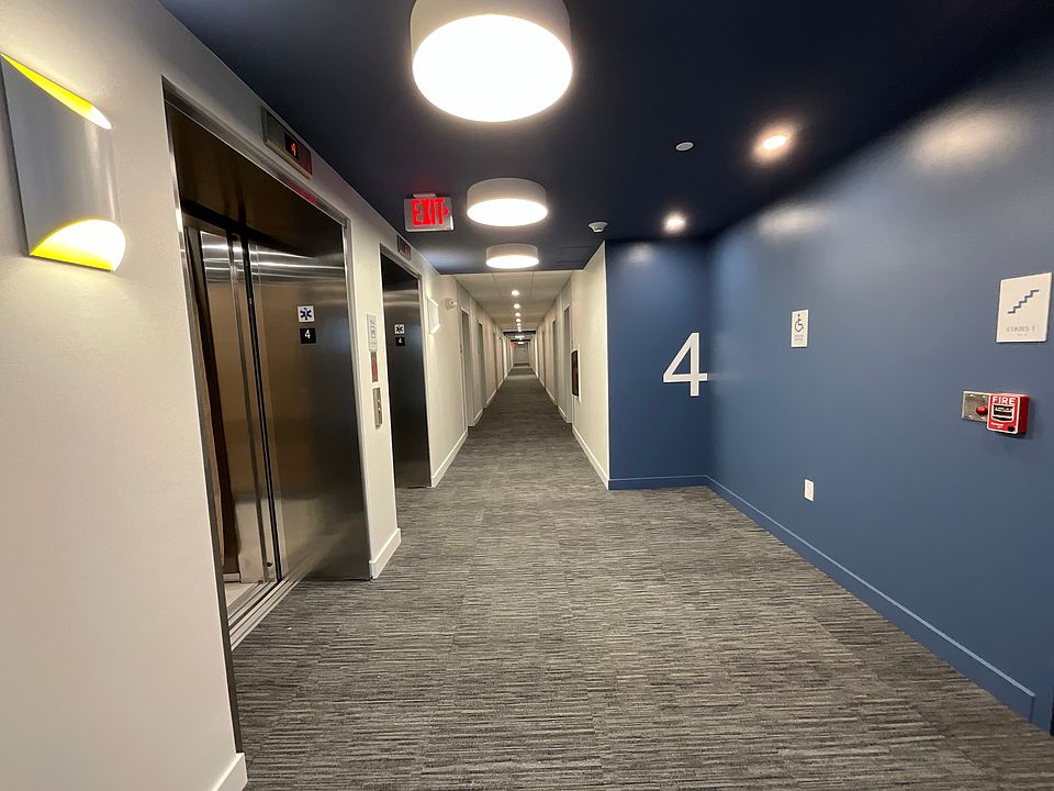 2nd image of 175 Lake St #5