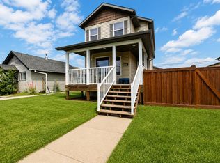10024 S 96th Ave, Grande Prairie, AB T8V 0M3