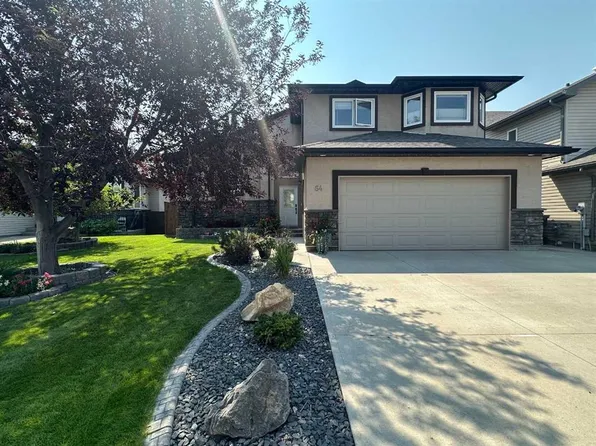 64 NE Riverwood Mnr W, Lethbridge, AB T1K 7Y2