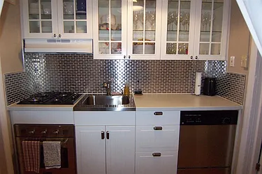 Rented by Susan Finkel, LREB