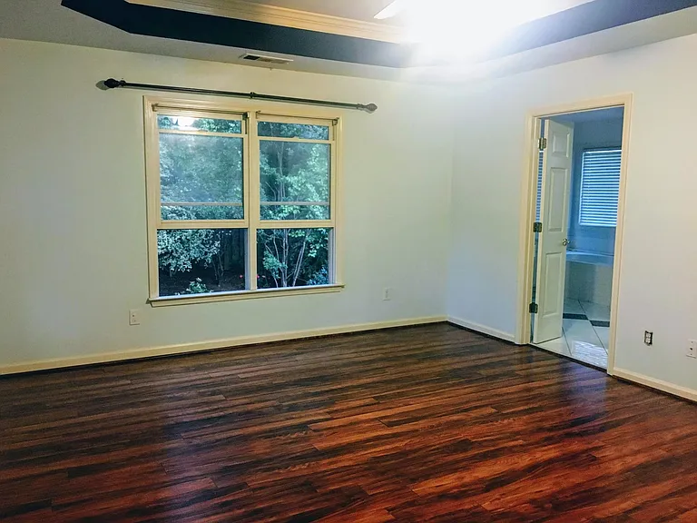1635 Omara Ln SE — Photo 15