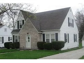 310 Probasco St photo 1