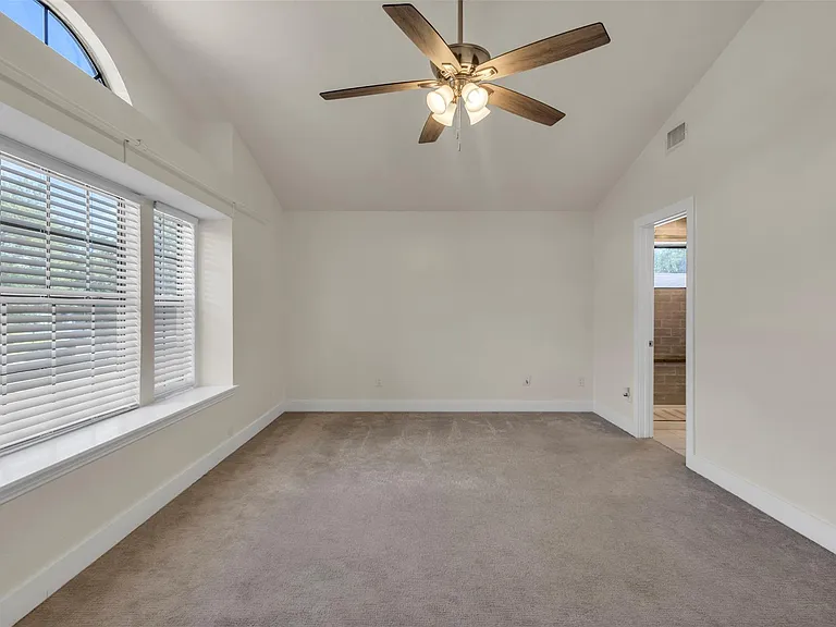 12312 Yarmont Way — Photo 16