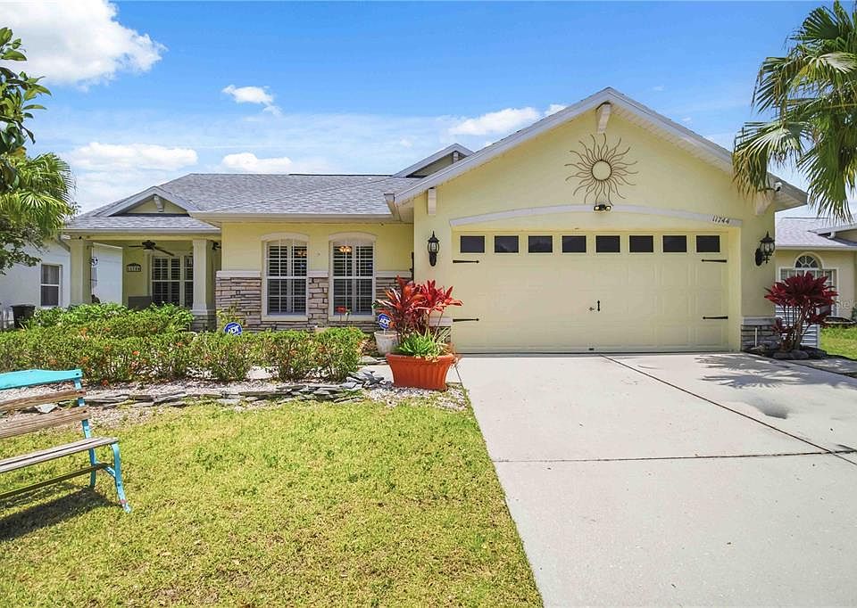 1st image of 11744 Shirburn Cir
